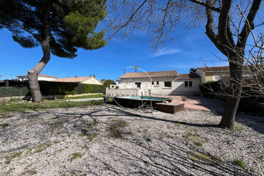 Maison à vendre à Saint-brès