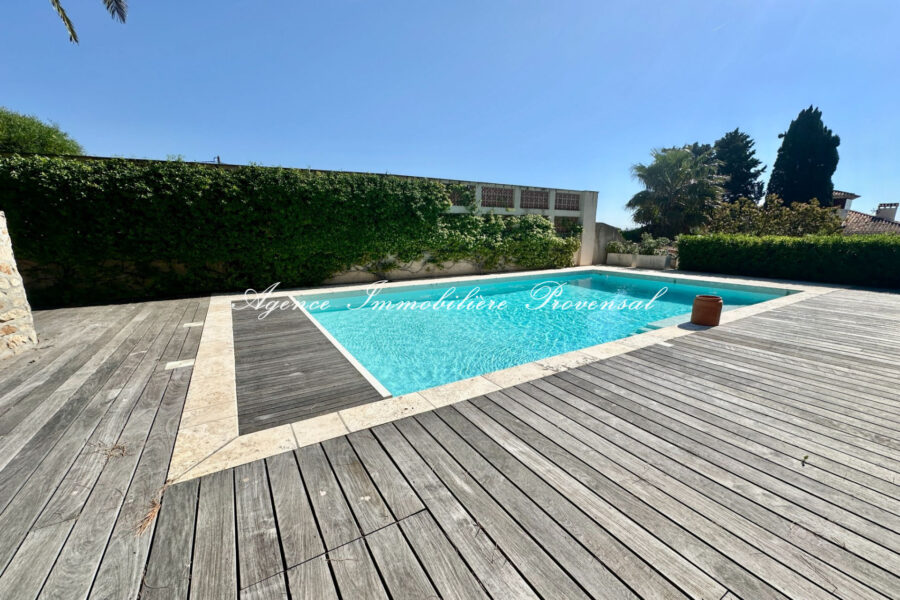 Maison à louer à Sainte-maxime