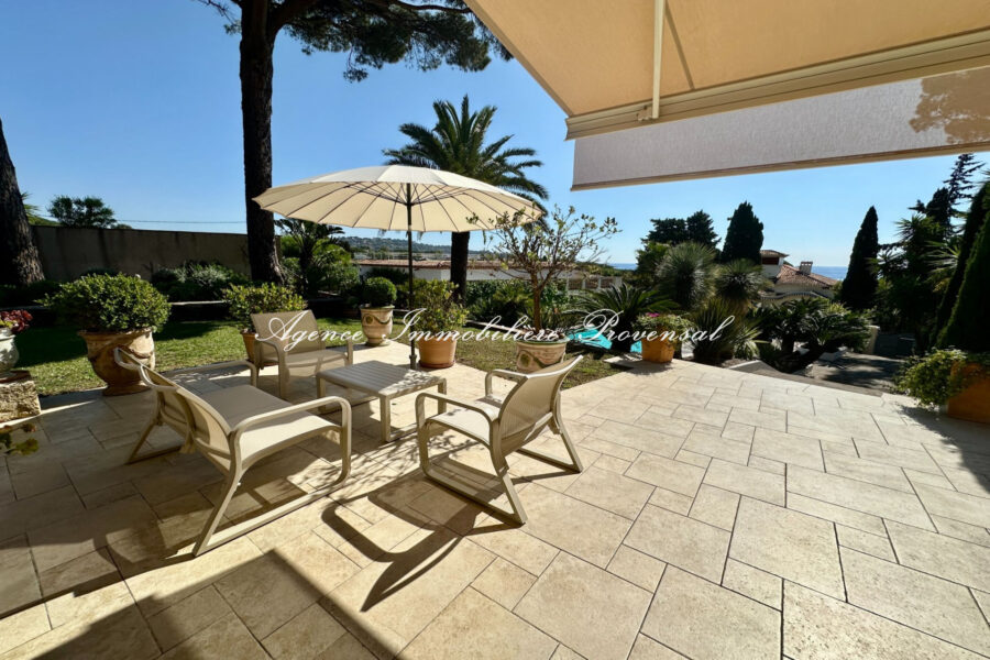 Maison à louer à Sainte-maxime