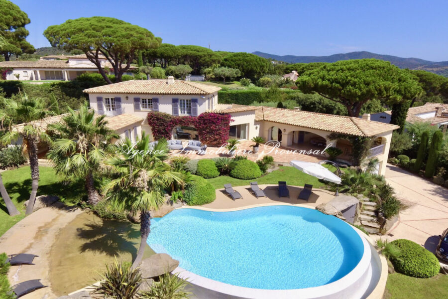 Maison à louer à Sainte-maxime