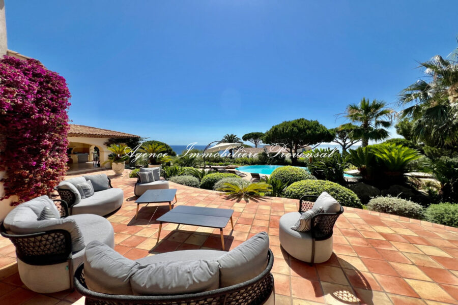 Maison à louer à Sainte-maxime
