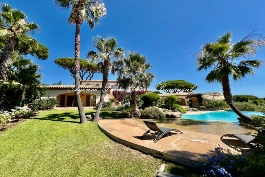 Maison à louer à Sainte-maxime
