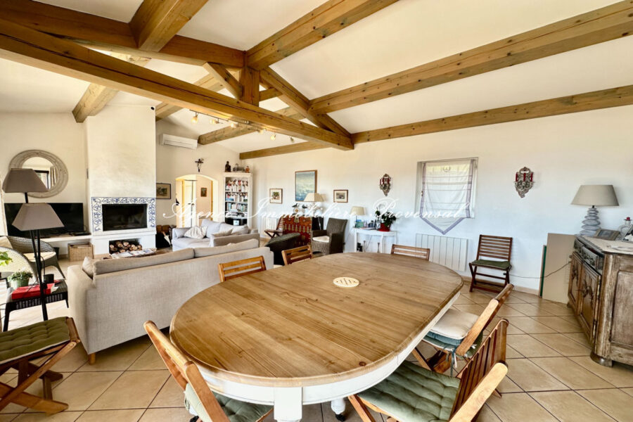 Maison à louer à Sainte-maxime