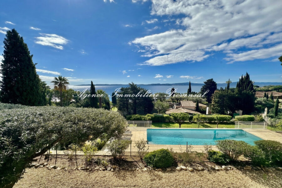 Maison à louer à Sainte-maxime