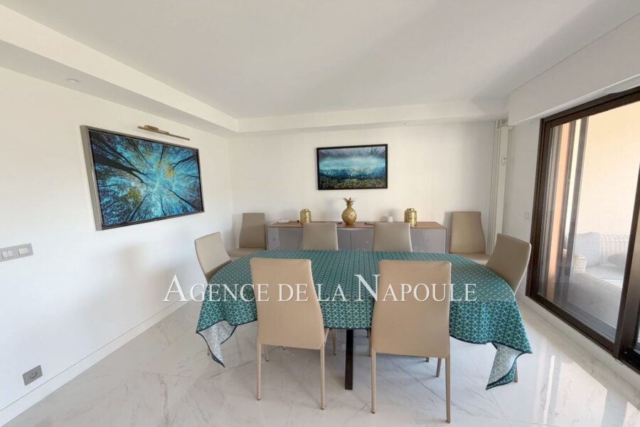 Appartement à vendre à Mandelieu-la-napoule