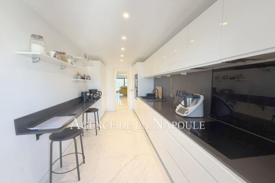Appartement à vendre à Mandelieu-la-napoule