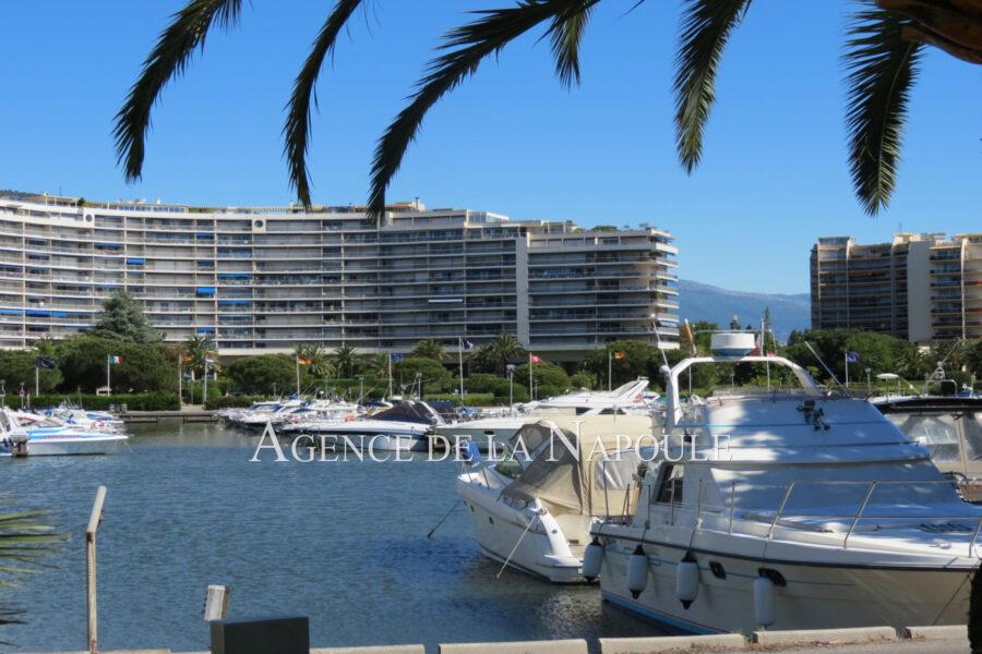 Appartement à vendre à Mandelieu-la-napoule