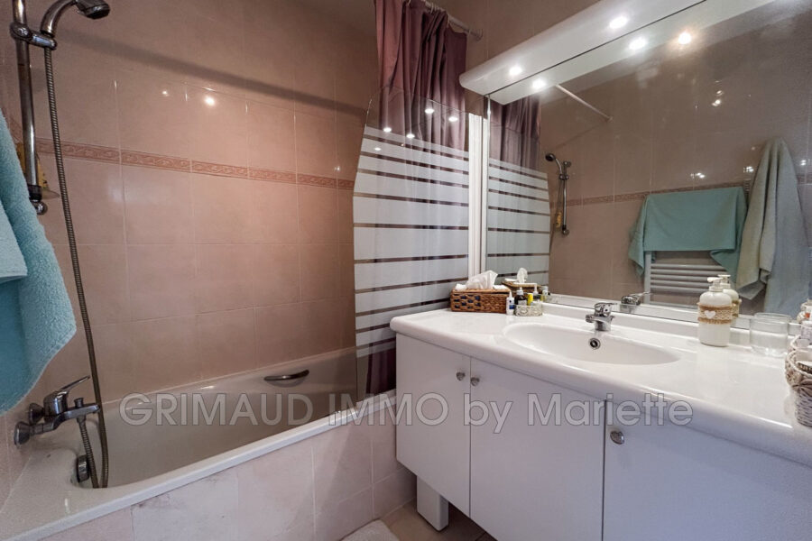 Maison à vendre à Sainte-maxime