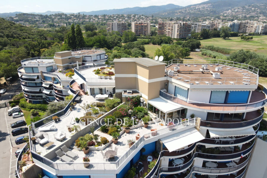 Appartement à vendre à Mandelieu-la-napoule