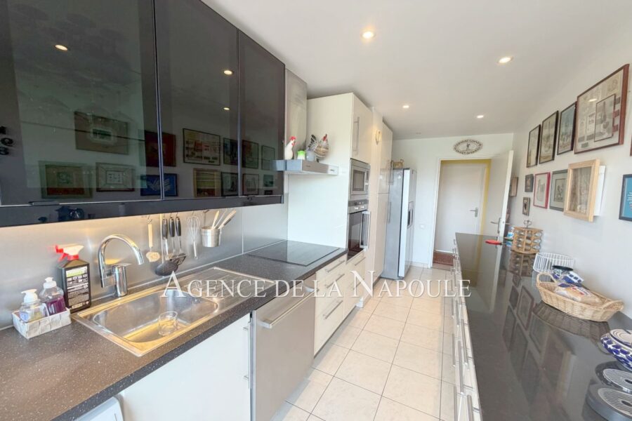 Appartement à vendre à Mandelieu-la-napoule