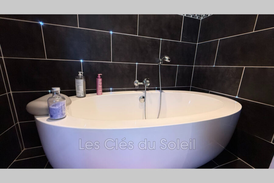 Maison à vendre à Camps-la-source