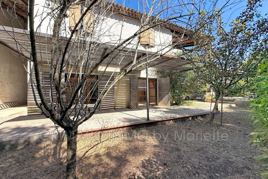 Maison à vendre à La Môle — Vue nature — photo 3