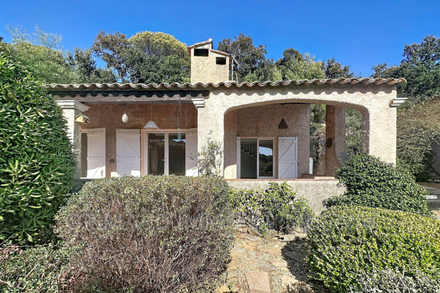 Maison à vendre à Grimaud — Vue nature — photo 2