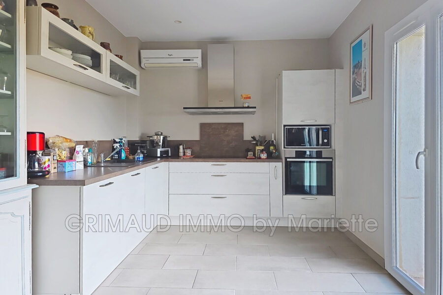 Maison à vendre à Grimaud — Vue nature — photo 6