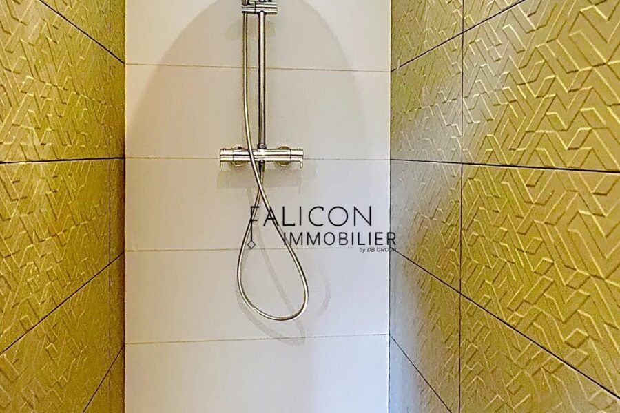 Maison à vendre à Tourrette-Levens — Vue montagne — photo 13