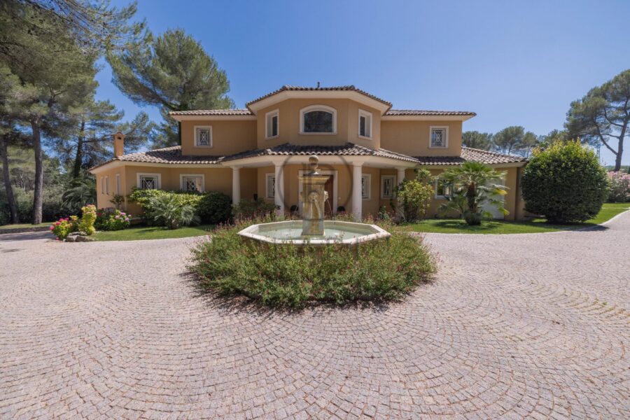 Maison à vendre à Mougins