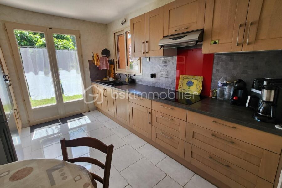 Maison à vendre à Rouille