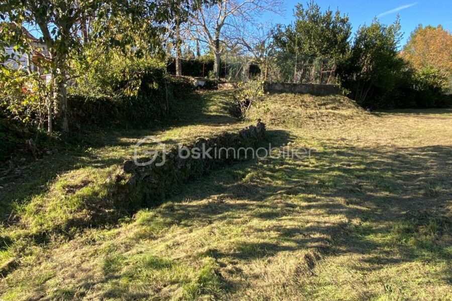Terrain à vendre à Salernes
