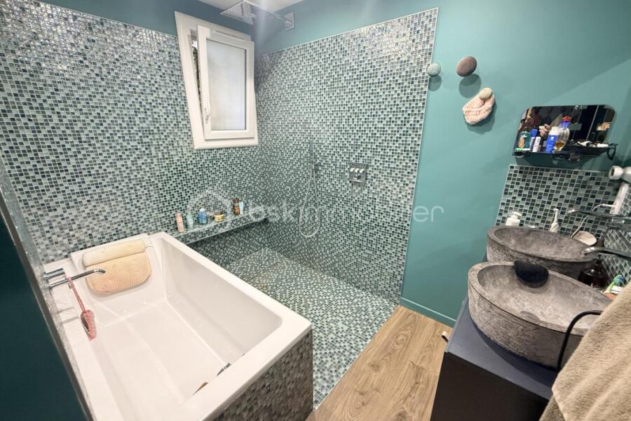 Maison à vendre à Poussan