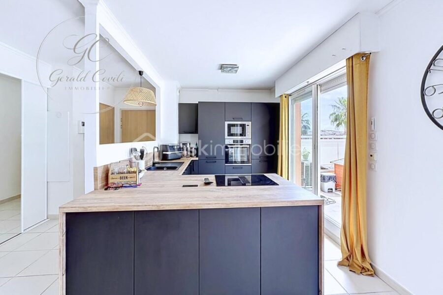 Appartement à vendre à Mandelieu la napoule