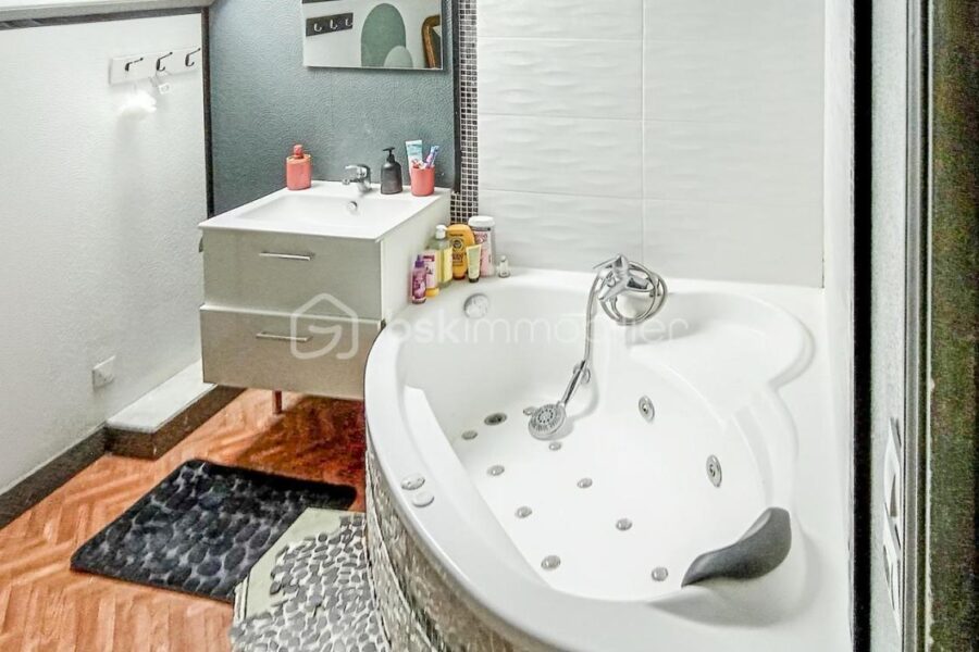 Maison à vendre à Beaumont la ronce