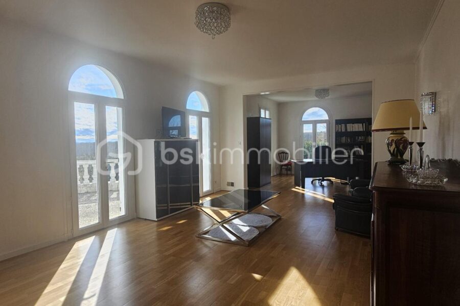 Maison à vendre à Saint remy en rollat