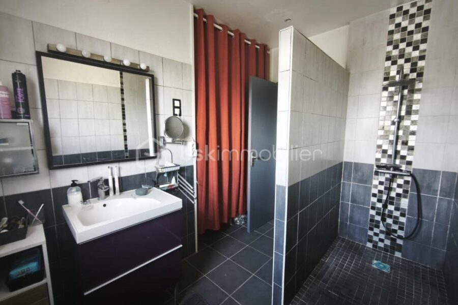 Maison à vendre à Valentine
