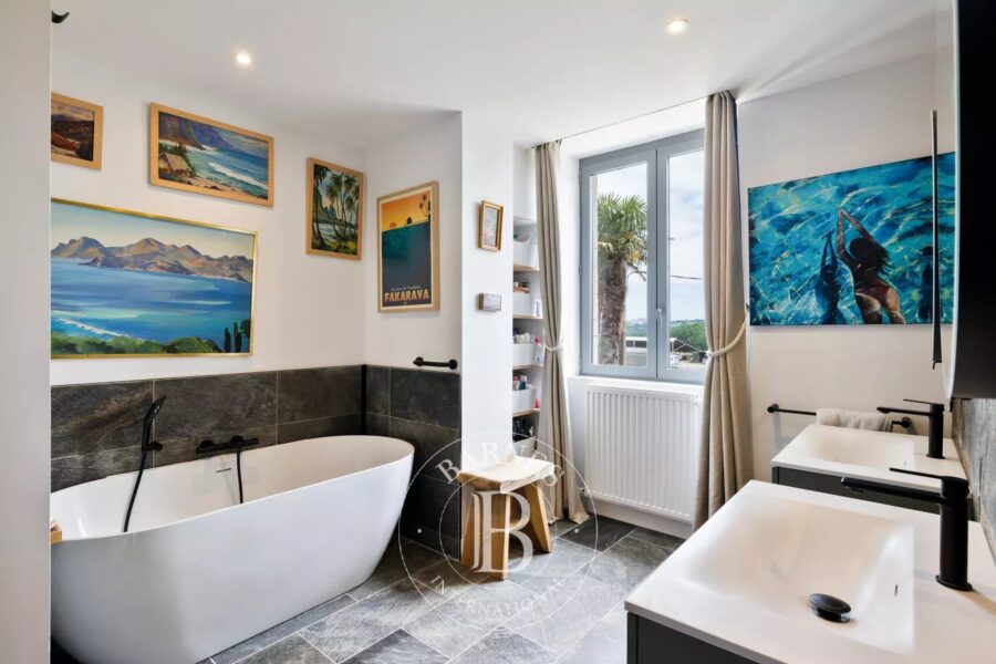 Maison à vendre à Guiche
