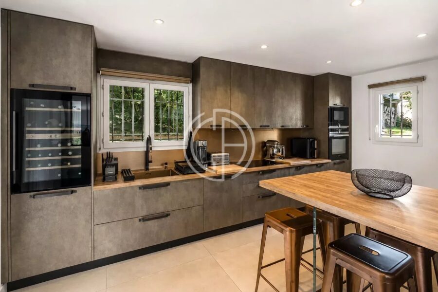 Maison à vendre à Le cannet — Vue parc & jardin — photo 5