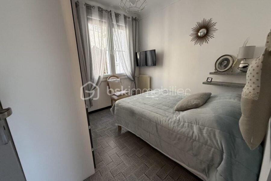 Maison à vendre à Bonifacio — Vue sur la ville — photo 9