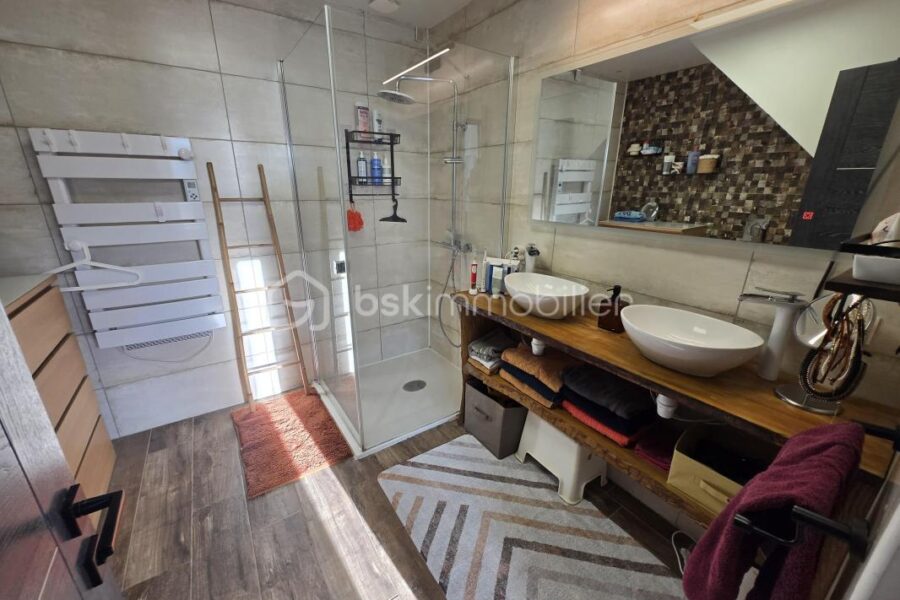 Maison à vendre à Raveau