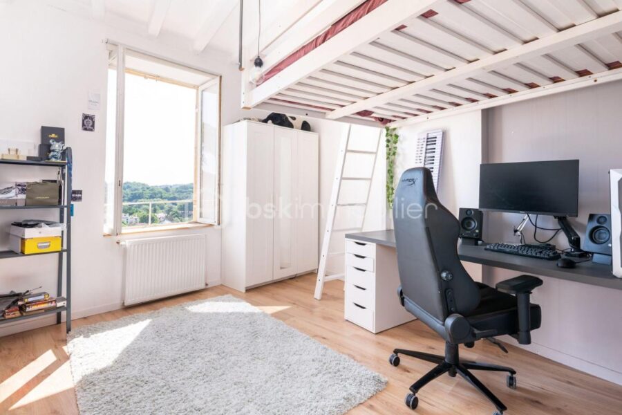 Maison à vendre à Couzon au mont d or