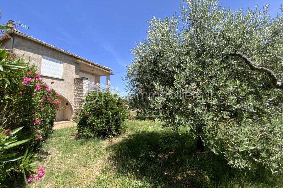 Maison à vendre à Rousson