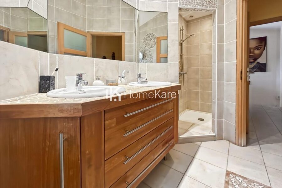 Maison à vendre à Montaigut sur save