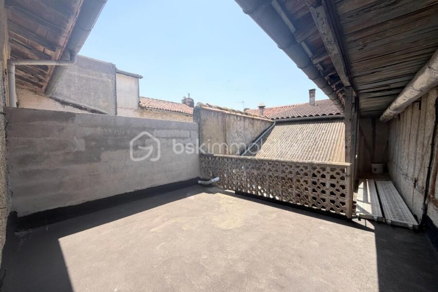 Maison à vendre à Mielan — Vue sur la ville — photo 10