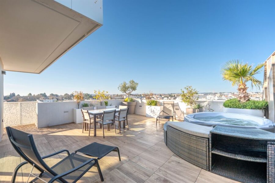 Appartement à vendre à Montpellier — Vue monument — photo 2