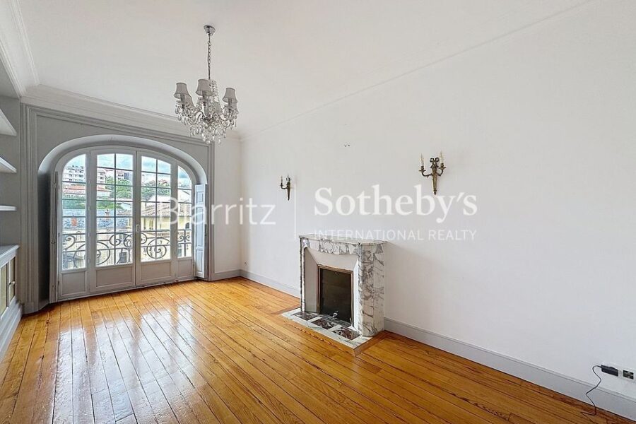 Appartement à vendre à Biarritz — Vue monument — photo 8