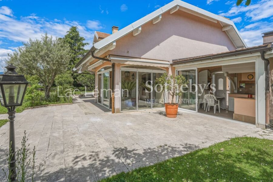 Maison à vendre à Nernier — Vue montagne — photo 18
