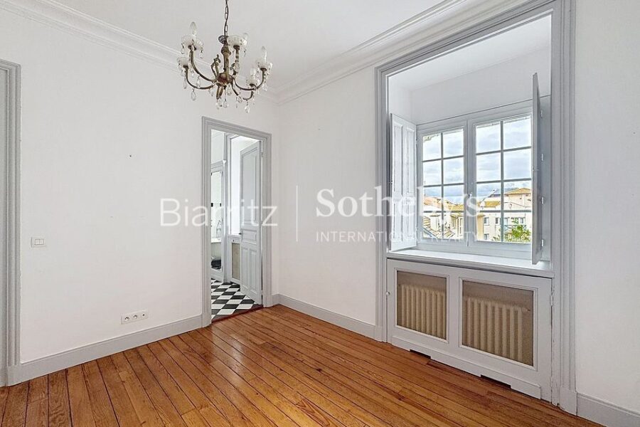 Appartement à vendre à Biarritz — Vue monument — photo 12