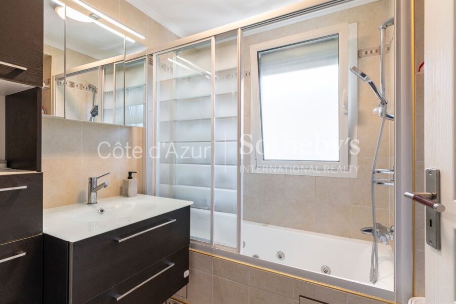Appartement à vendre à St laurent du var