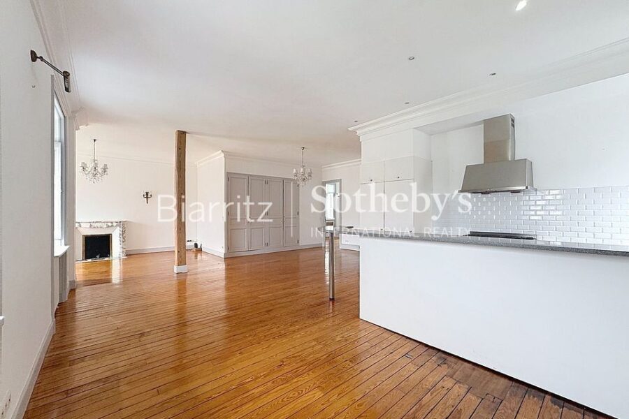 Appartement à vendre à Biarritz — Vue monument — photo 9