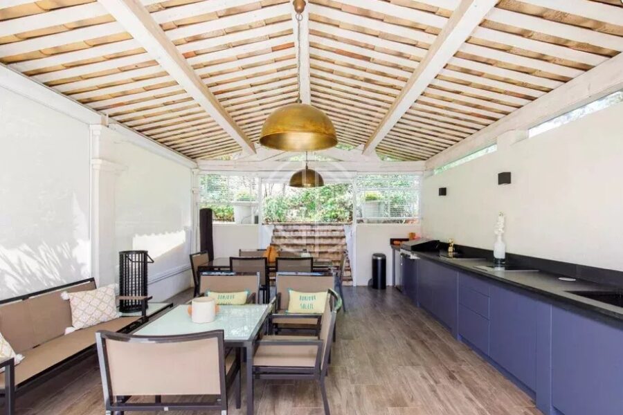 Maison à vendre à La roquette-sur-siagne