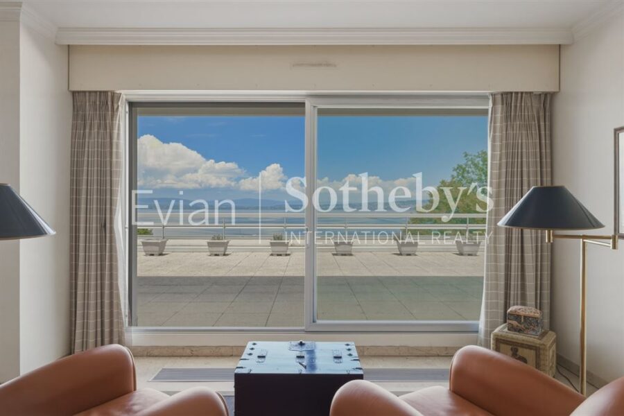 Appartement à vendre à Evian les bains — Vue fleuve — photo 3