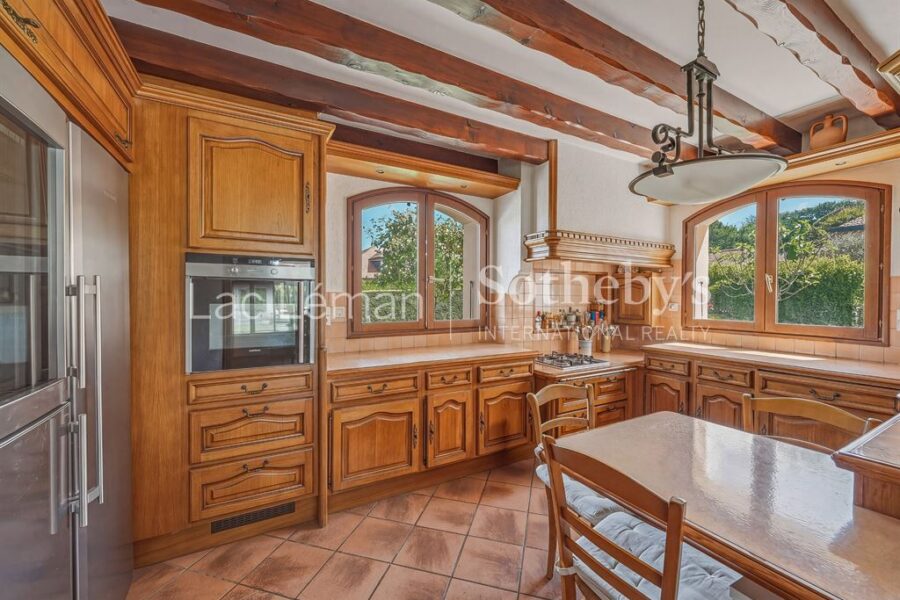 Maison à vendre à Nernier — Vue montagne — photo 10