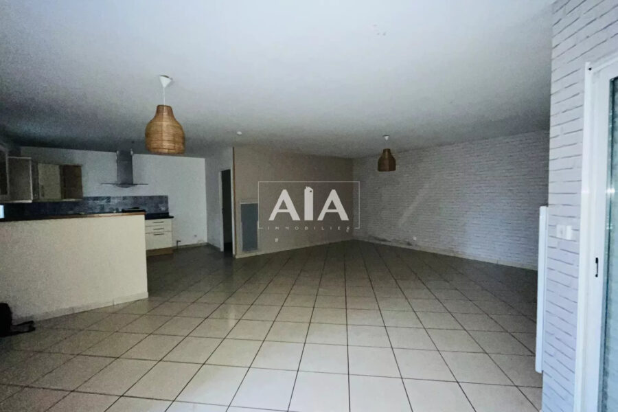 Maison à vendre à Saint-groux