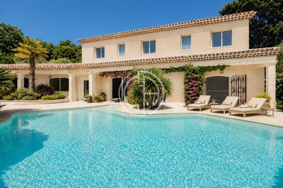 Maison à vendre à Mougins