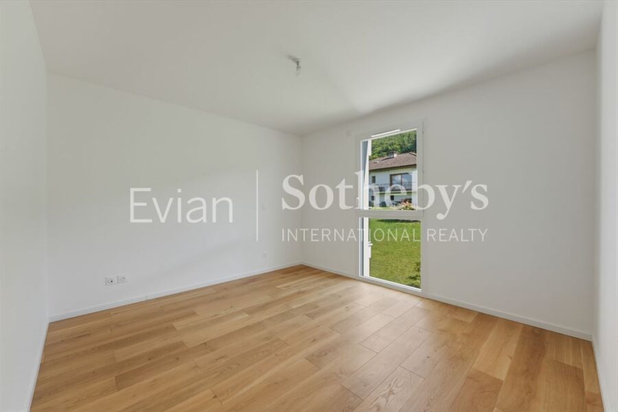 Appartement à vendre à Evian les bains — Vue lac — photo 11