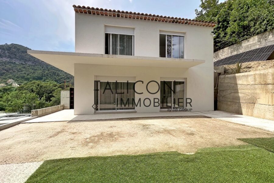 Maison à vendre à Tourrette-levens