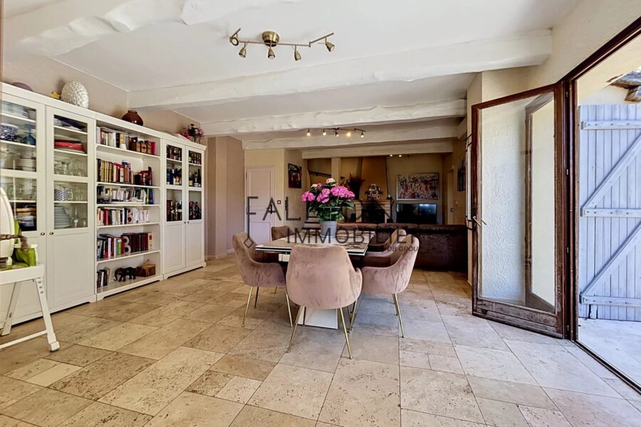 Maison à vendre à Falicon