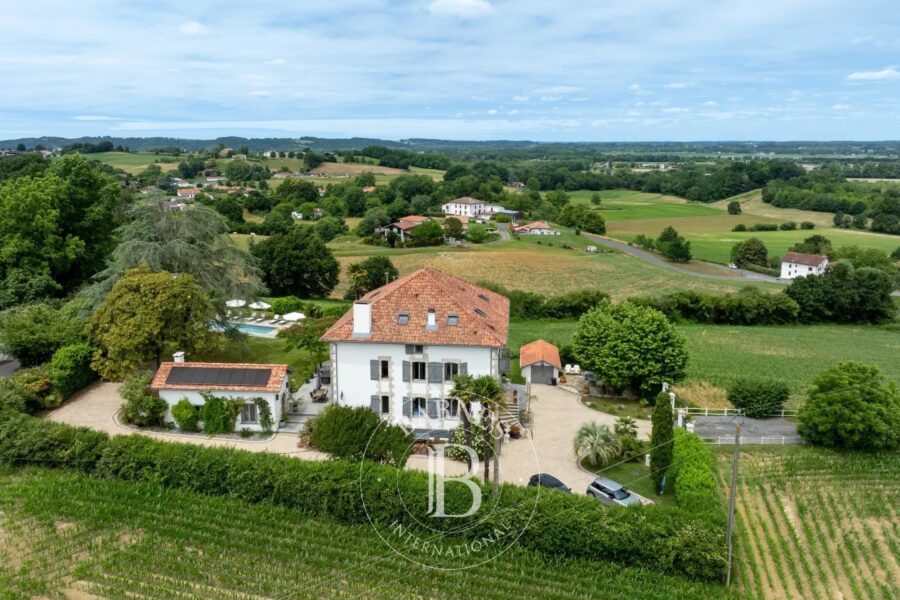 Maison à vendre à Guiche